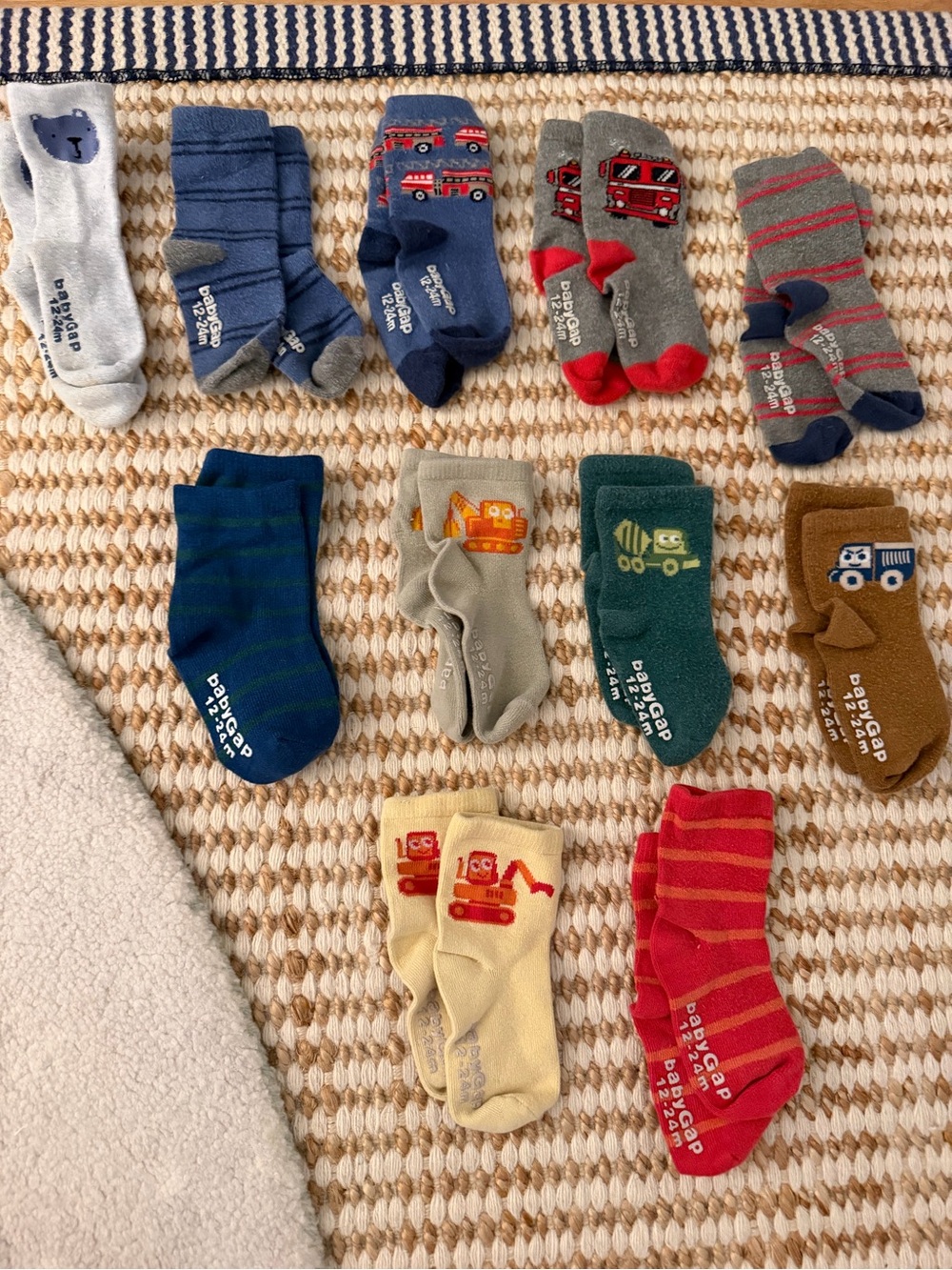 babyGap 11 Pairs Crew Socks Mid Calf Cotton Blend 12-24 Months